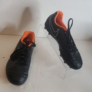 Nike Tempo Cleats Black & Orange Size 5Y
